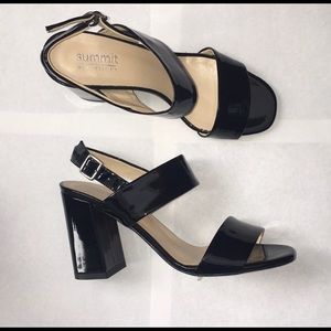 Summit Heels Black